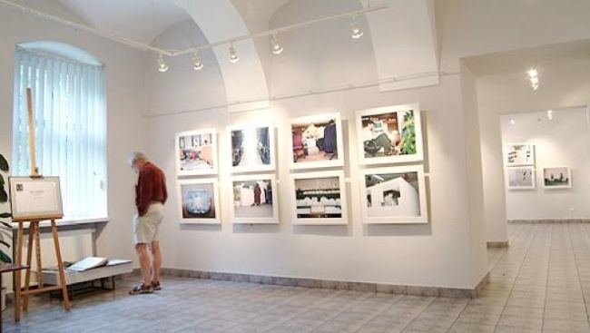 Powiększ zdjęcie: Galeria Fotografii B&B -  została założona w roku 1992 przez Inez i Andrzeja Baturów