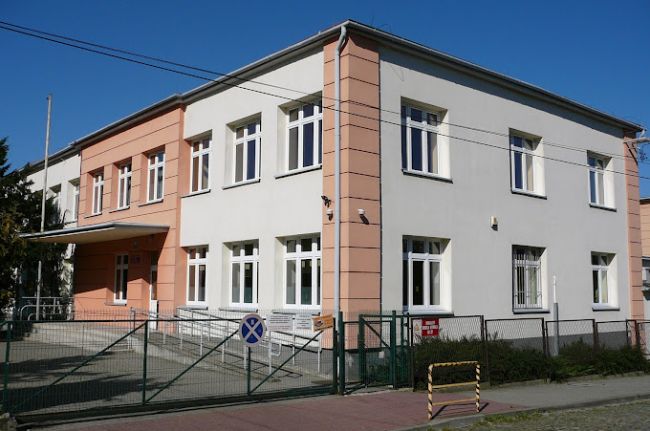 Powiększ zdjęcie: Szkoła Podstawowa nr 6 Integracyjna, ul. Kazimierza Brodzińskiego 3
